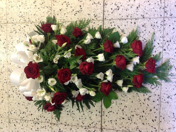 Kukkalaite puna-valkoinen 8.